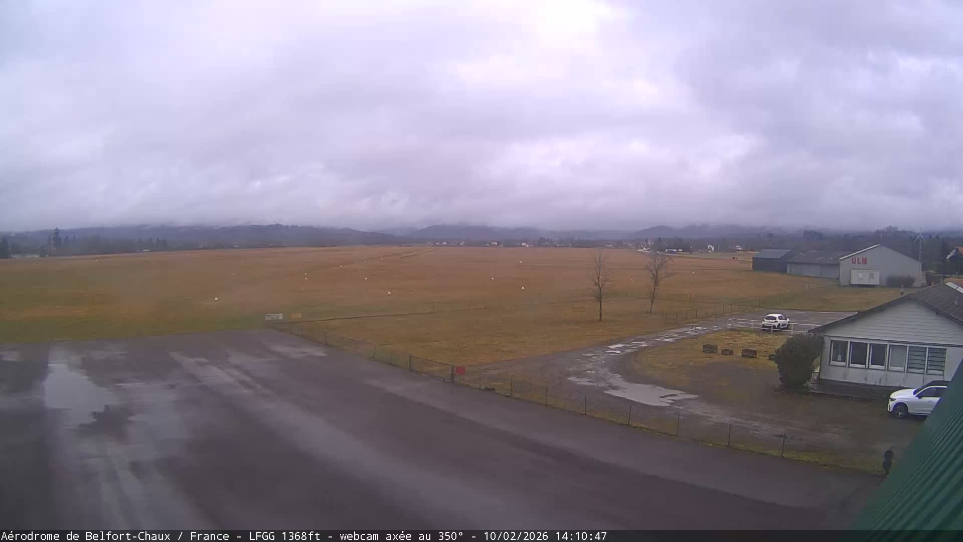 Belfort Chaux Airport Live Cam LFGG - Belfort, Territoire de Belfort, Bourgogne-Franche-Comte, France