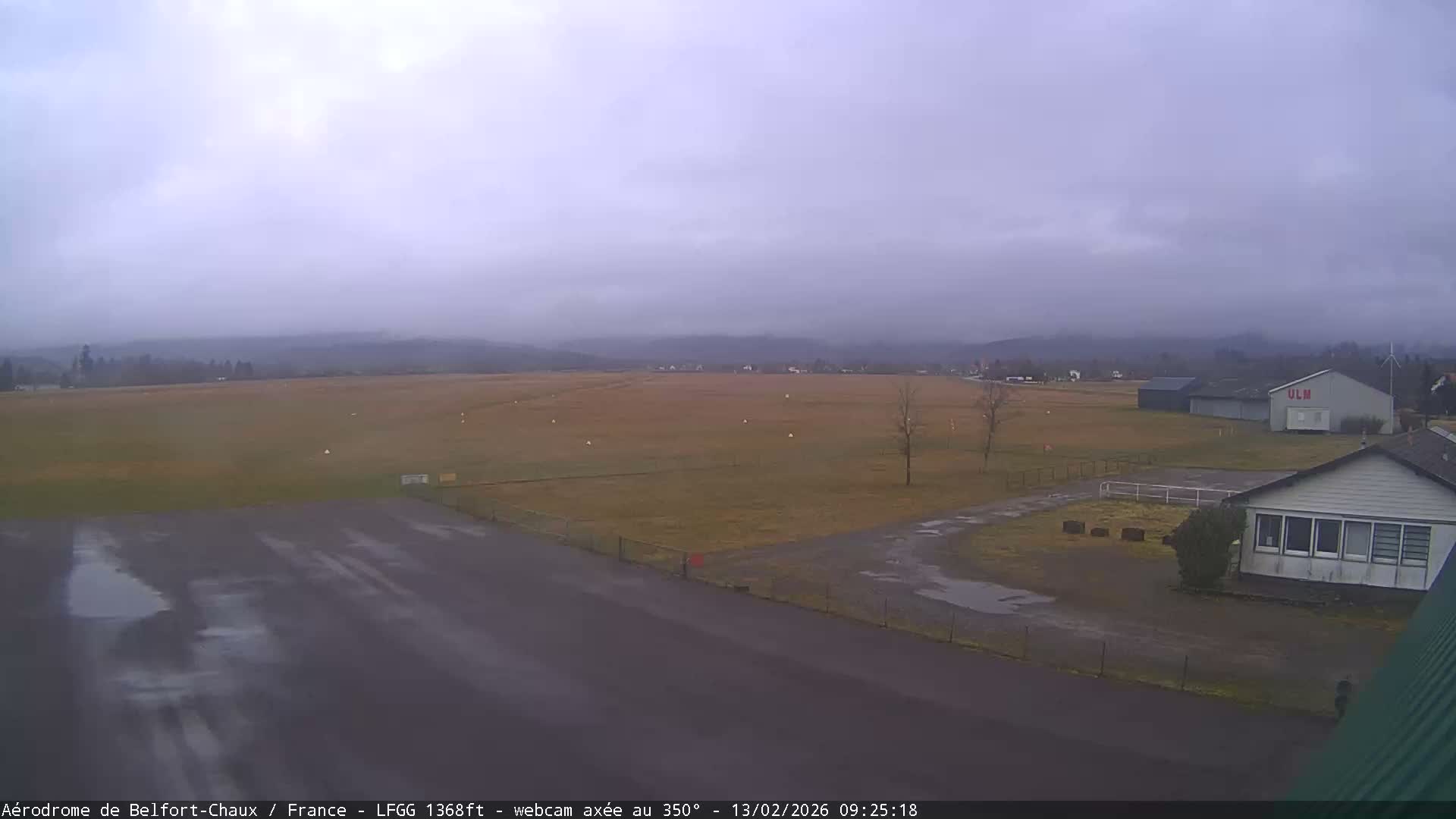 Belfort Chaux Airport Live Cam LFGG - Belfort, Territoire de Belfort, Bourgogne-Franche-Comte, France