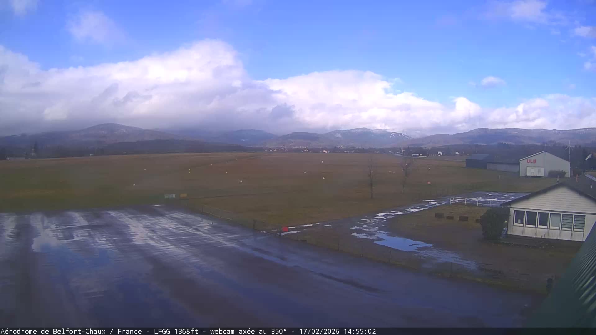 Belfort Chaux Airport Live Cam LFGG - Belfort, Territoire de Belfort, Bourgogne-Franche-Comte, France
