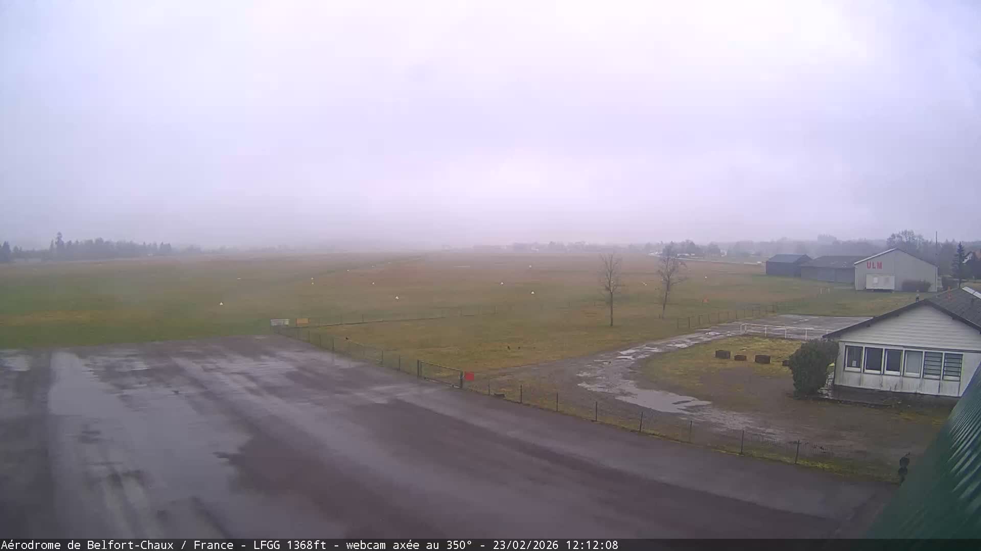 Belfort Chaux Airport Live Cam LFGG - Belfort, Territoire de Belfort, Bourgogne-Franche-Comte, France