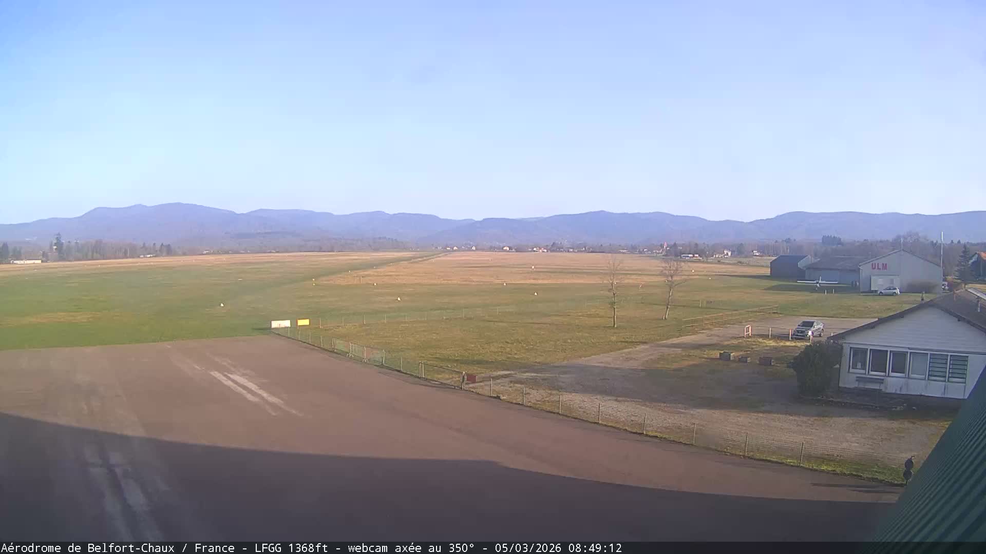 Belfort Chaux Airport Live Cam LFGG - Belfort, Territoire de Belfort, Bourgogne-Franche-Comte, France