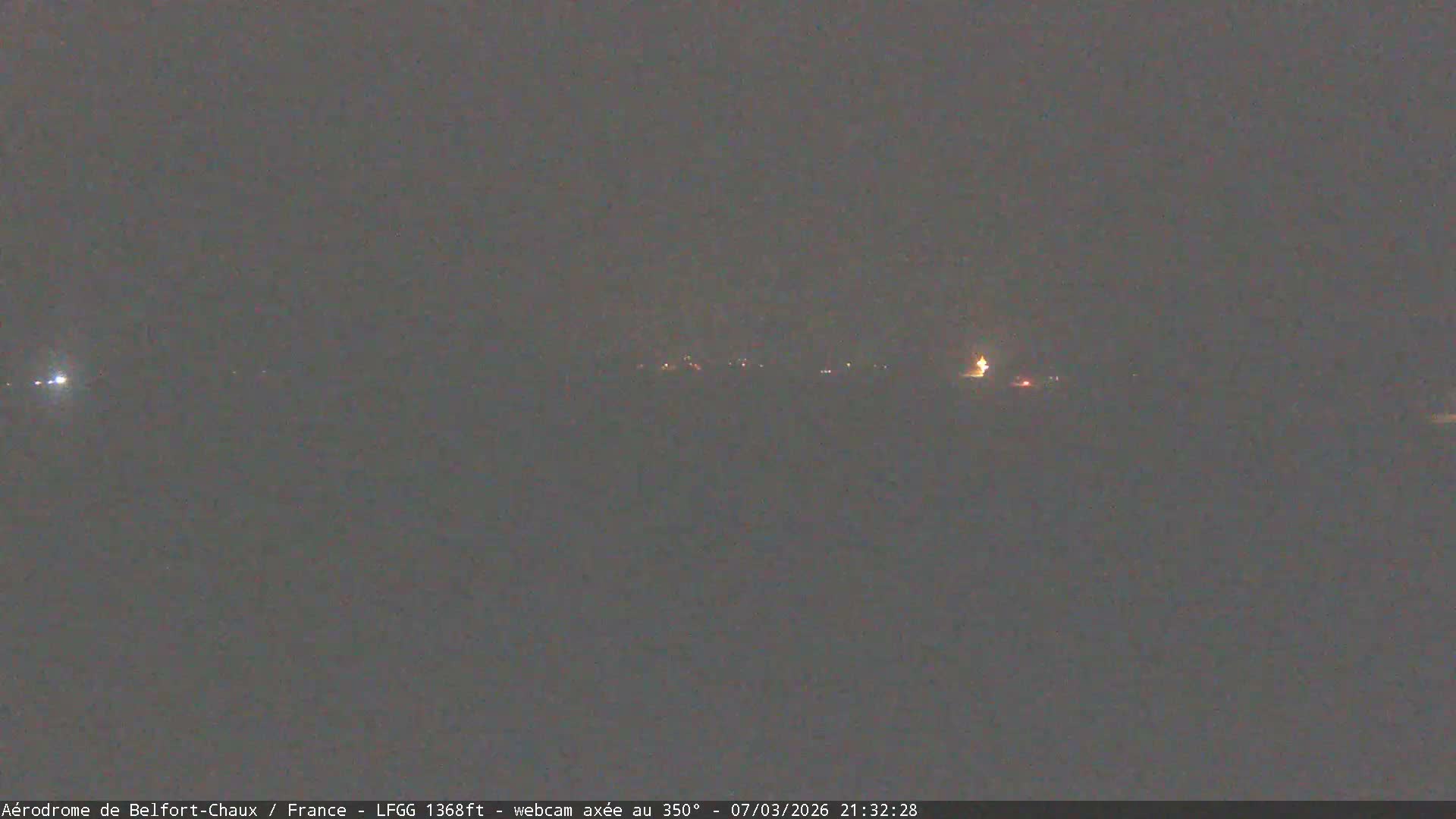 Belfort Chaux Airport Live Cam LFGG - Belfort, Territoire de Belfort, Bourgogne-Franche-Comte, France