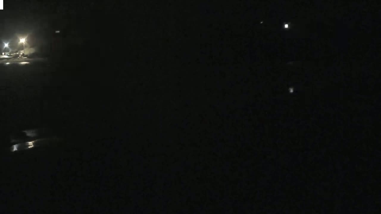 Plouescat Beach Line & City PTZ Live Cam - Morlaix, Finistère, Bretagne, France