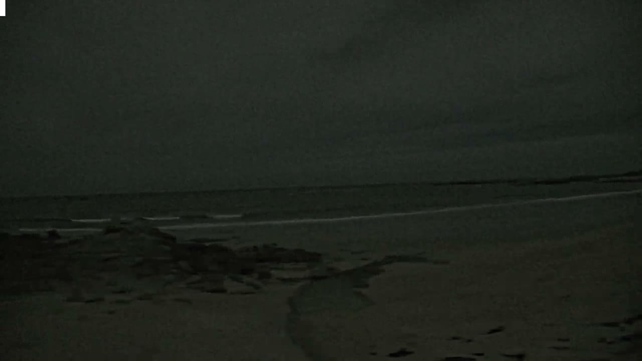 Plouescat Beach Line & City PTZ Live Cam - Morlaix, Finistère, Bretagne, France
