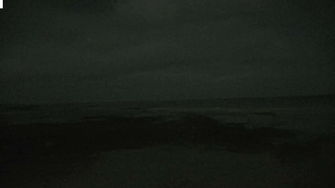 Plouescat Beach Line & City PTZ Live Cam - Morlaix, Finistère, Bretagne, France