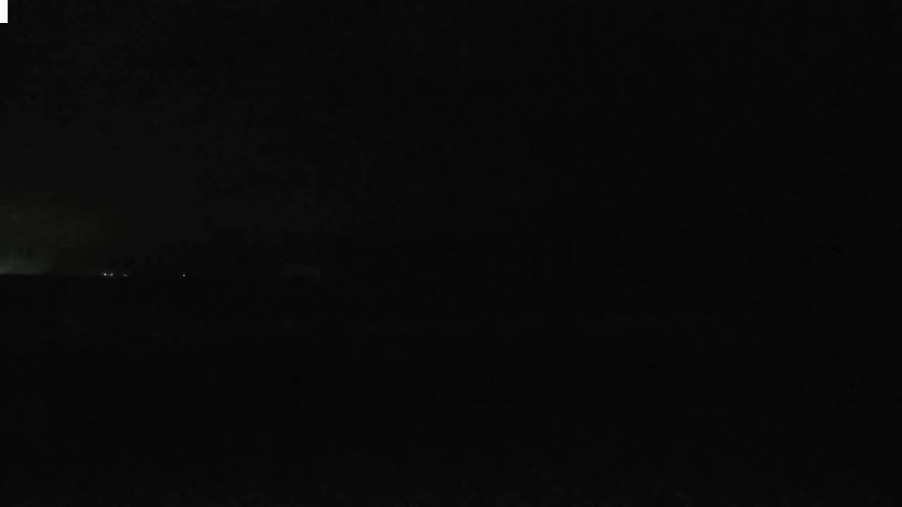Plouescat Beach Line & City PTZ Live Cam - Morlaix, Finistère, Bretagne, France