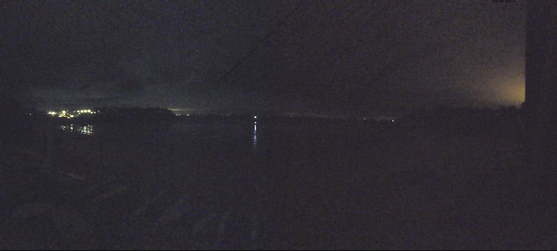 Cancale,  Plage de Port Mer Beach Live Cam - Saint-Malo, 	Ille-et-Vilaine, Bretagne, France