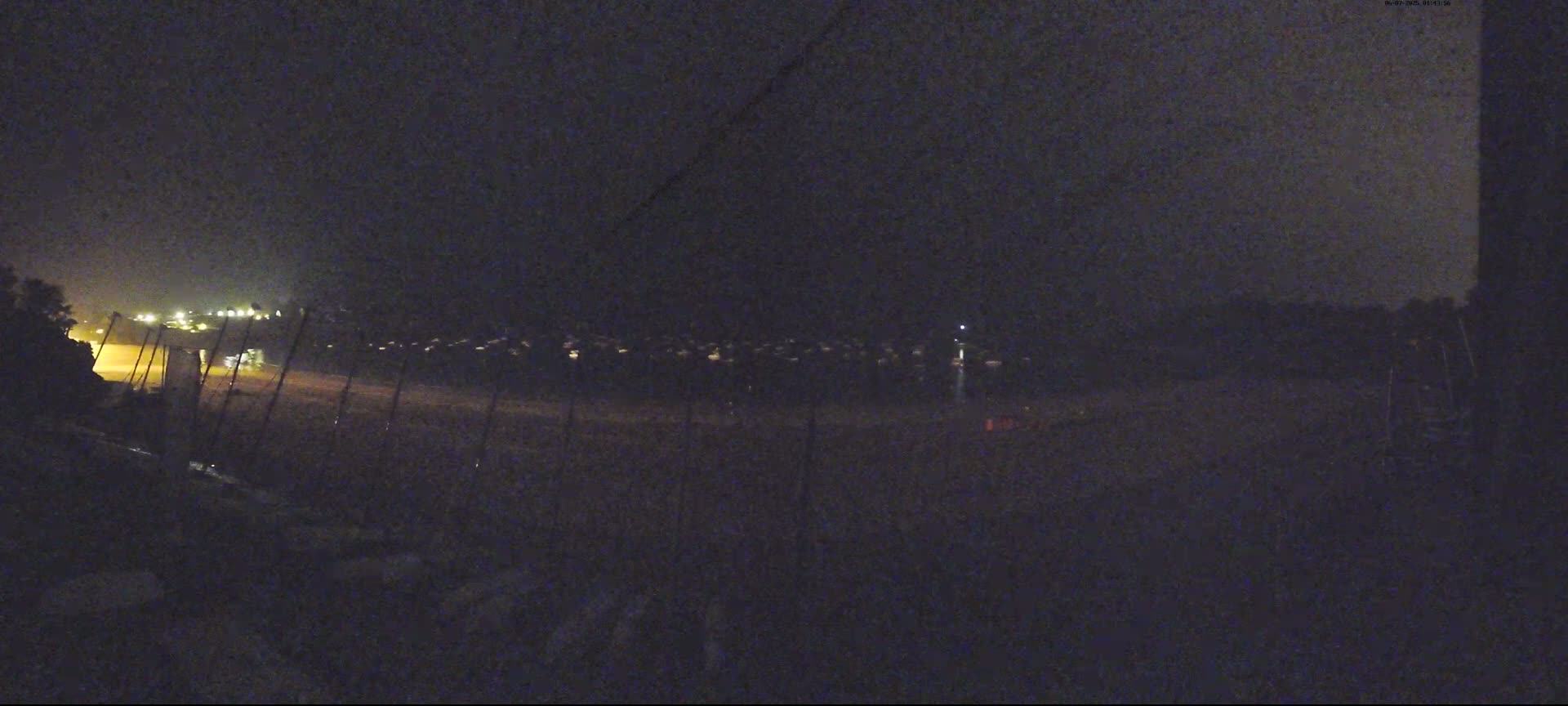 Cancale,  Plage de Port Mer Beach Live Cam - Saint-Malo, 	Ille-et-Vilaine, Bretagne, France