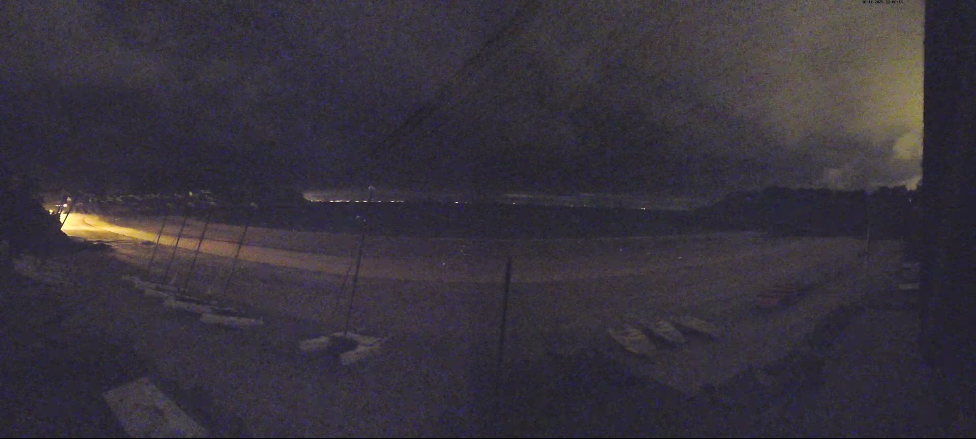 Cancale,  Plage de Port Mer Beach Live Cam - Saint-Malo, 	Ille-et-Vilaine, Bretagne, France