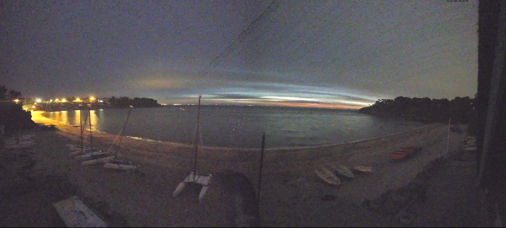 Cancale,  Plage de Port Mer Beach Live Cam - Saint-Malo, 	Ille-et-Vilaine, Bretagne, France