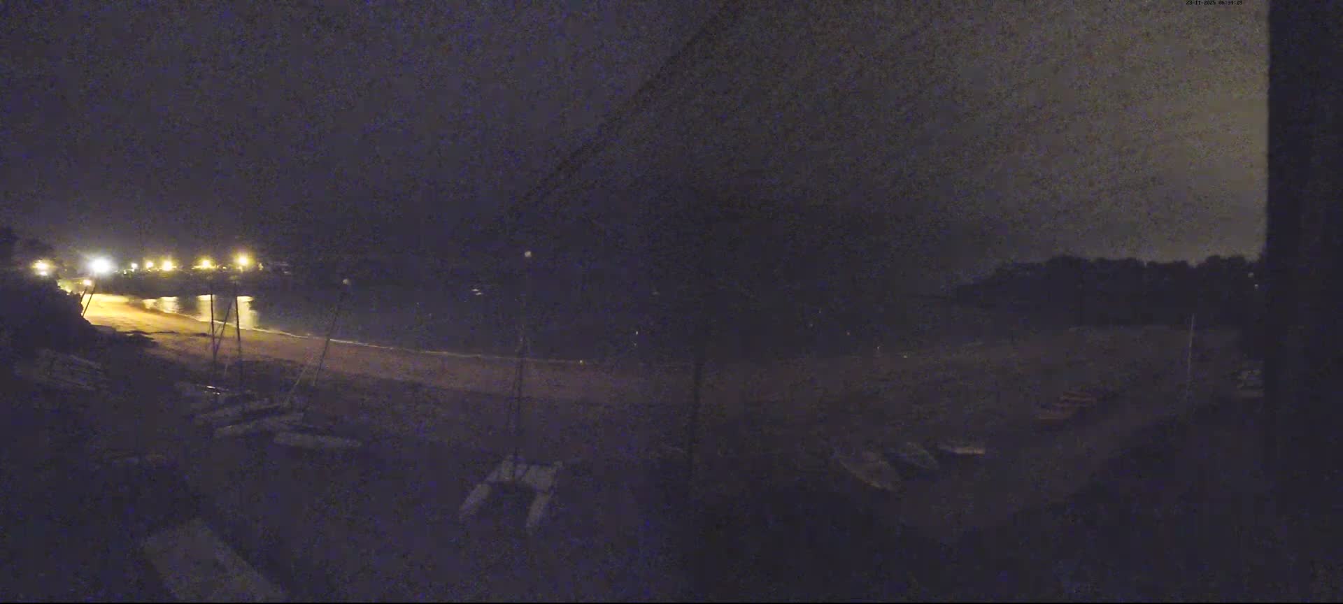 Cancale,  Plage de Port Mer Beach Live Cam - Saint-Malo, 	Ille-et-Vilaine, Bretagne, France