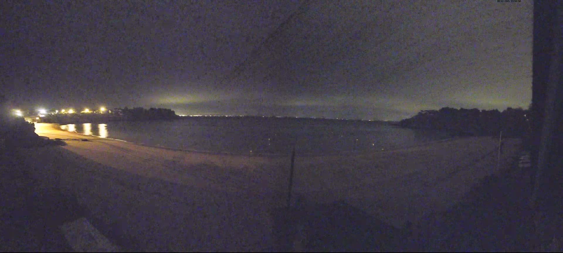 Cancale,  Plage de Port Mer Beach Live Cam - Saint-Malo, 	Ille-et-Vilaine, Bretagne, France