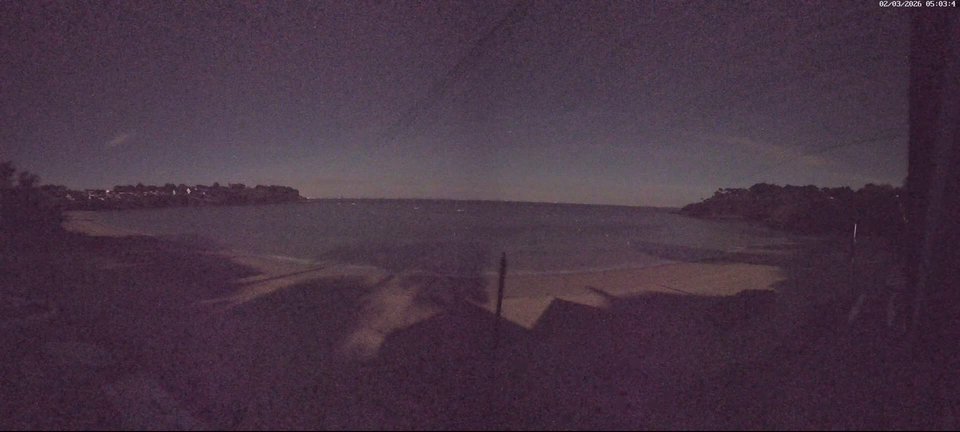 Cancale,  Plage de Port Mer Beach Live Cam - Saint-Malo, 	Ille-et-Vilaine, Bretagne, France