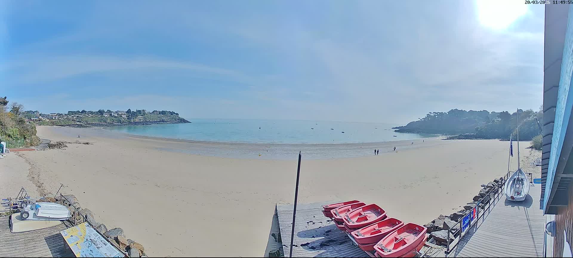 Cancale,  Plage de Port Mer Beach Live Cam - Saint-Malo, 	Ille-et-Vilaine, Bretagne, France
