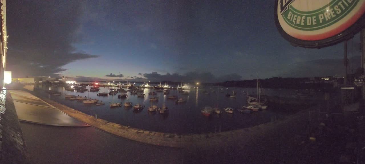 Douarnenez - Le Port Rosmeur Marine Live Cam - Quimper, Finistère, Bretagne, France