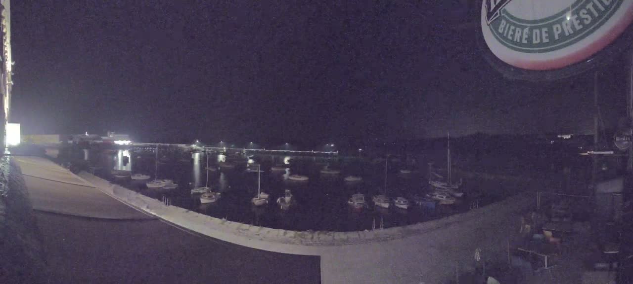 Douarnenez - Le Port Rosmeur Marine Live Cam - Quimper, Finistère, Bretagne, France