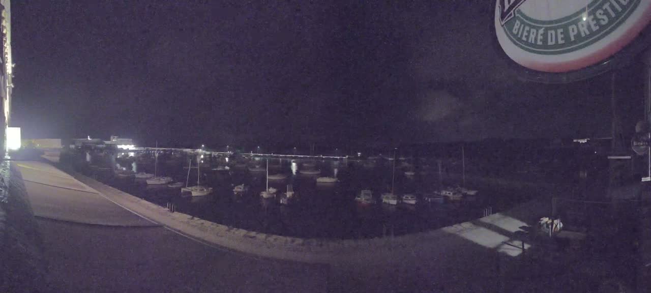 Douarnenez - Le Port Rosmeur Marine Live Cam - Quimper, Finistère, Bretagne, France