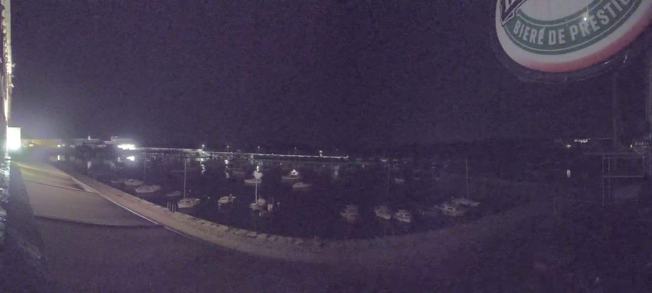 Douarnenez - Le Port Rosmeur Marine Live Cam - Quimper, Finistère, Bretagne, France