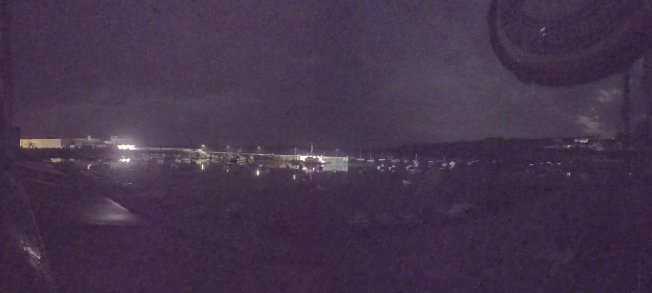 Douarnenez - Le Port Rosmeur Marine Live Cam - Quimper, Finistère, Bretagne, France
