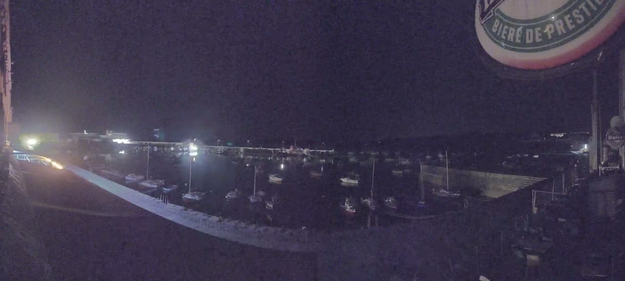 Douarnenez - Le Port Rosmeur Marine Live Cam - Quimper, Finistère, Bretagne, France