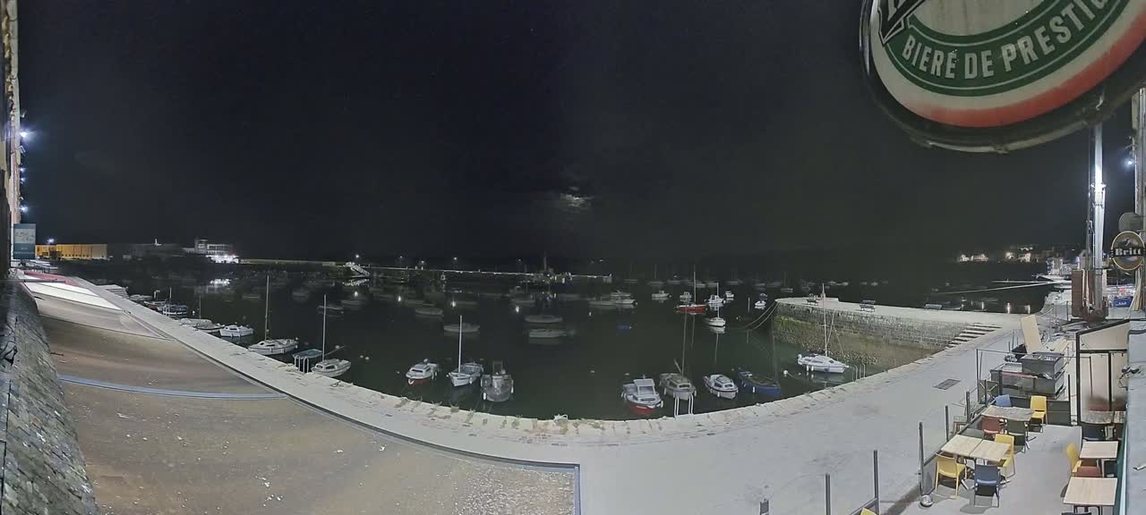 Douarnenez - Le Port Rosmeur Marine Live Cam - Quimper, Finistère, Bretagne, France