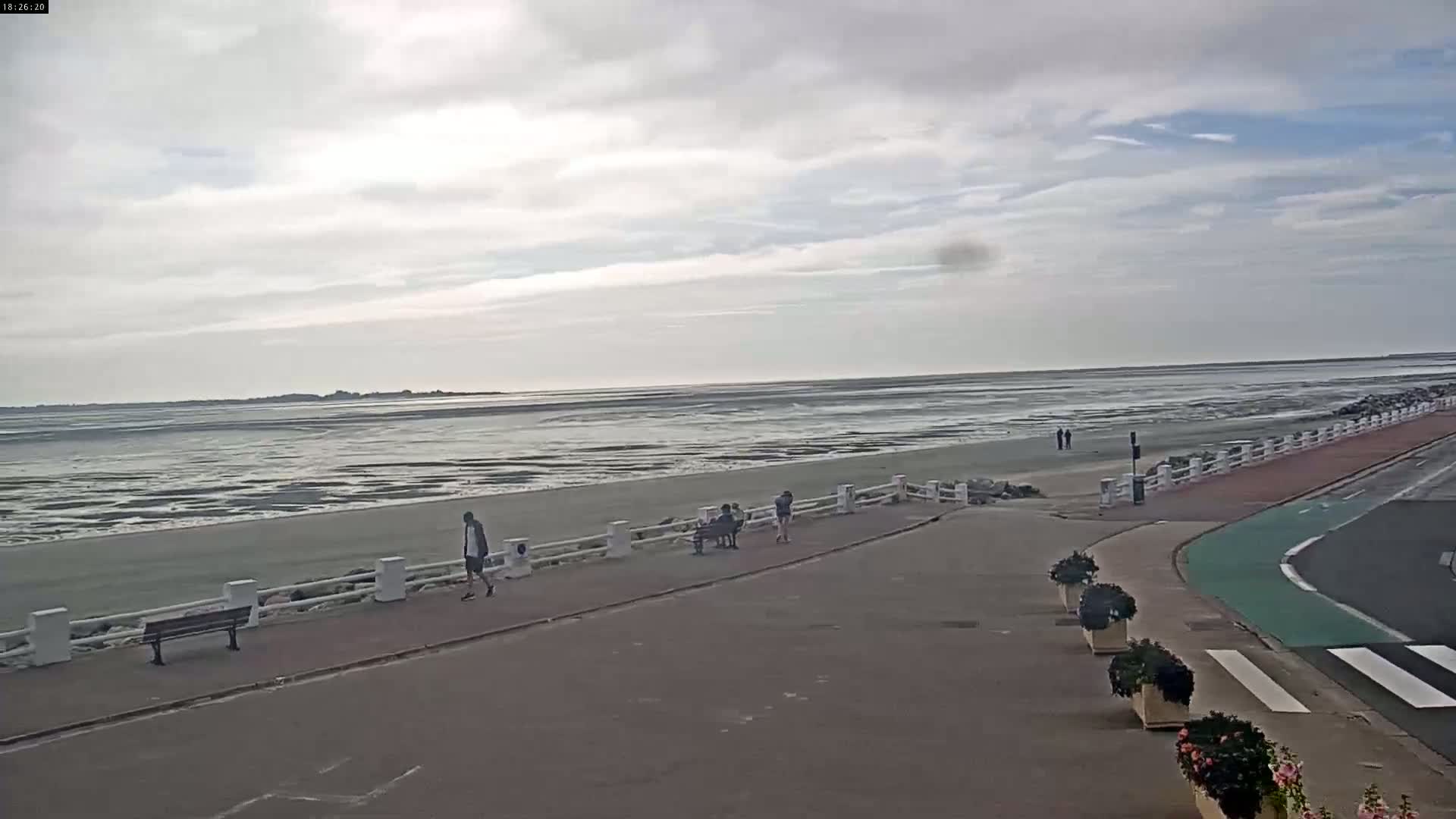 Plage Le Crotoy Beach Live Cam - Abbeville, Somme, Hauts-de-France, France