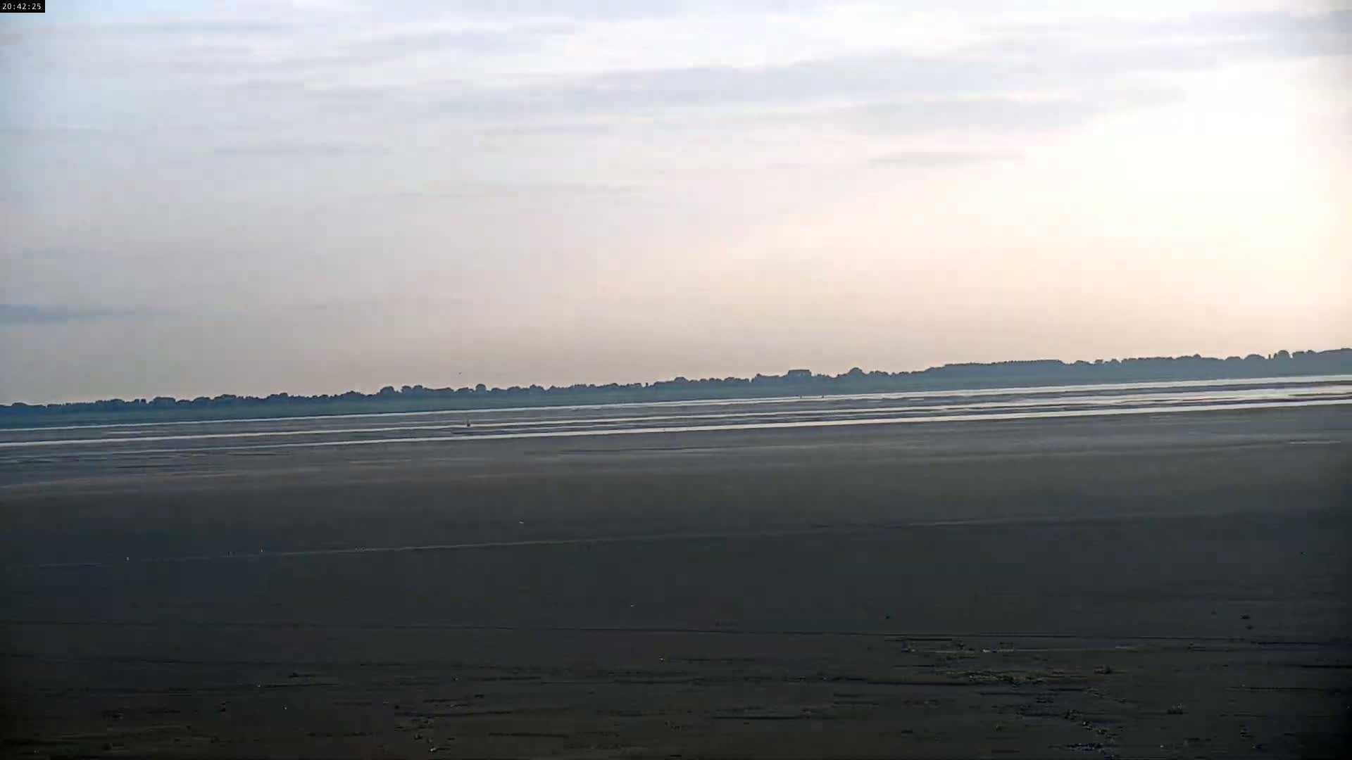 Plage Le Crotoy Beach Live Cam - Abbeville, Somme, Hauts-de-France, France
