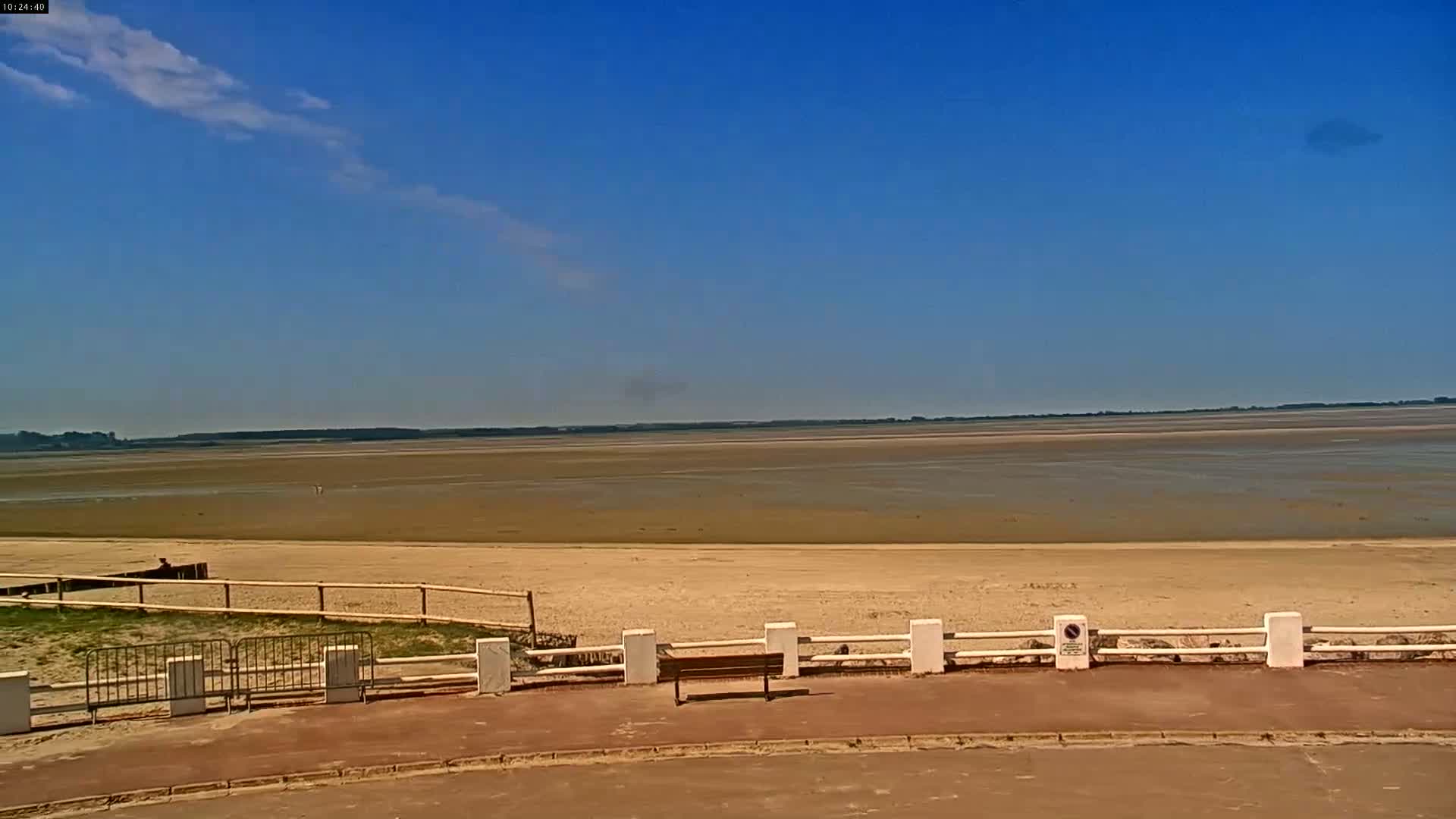 Plage Le Crotoy Beach Live Cam - Abbeville, Somme, Hauts-de-France, France