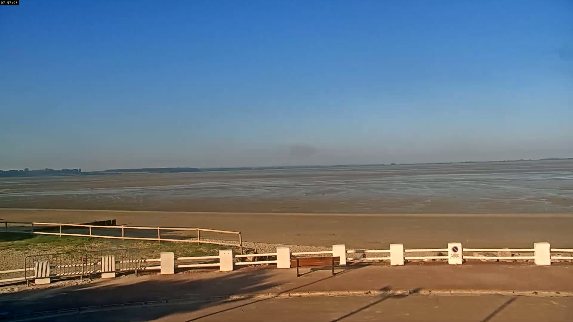 Plage Le Crotoy Beach Live Cam - Abbeville, Somme, Hauts-de-France, France