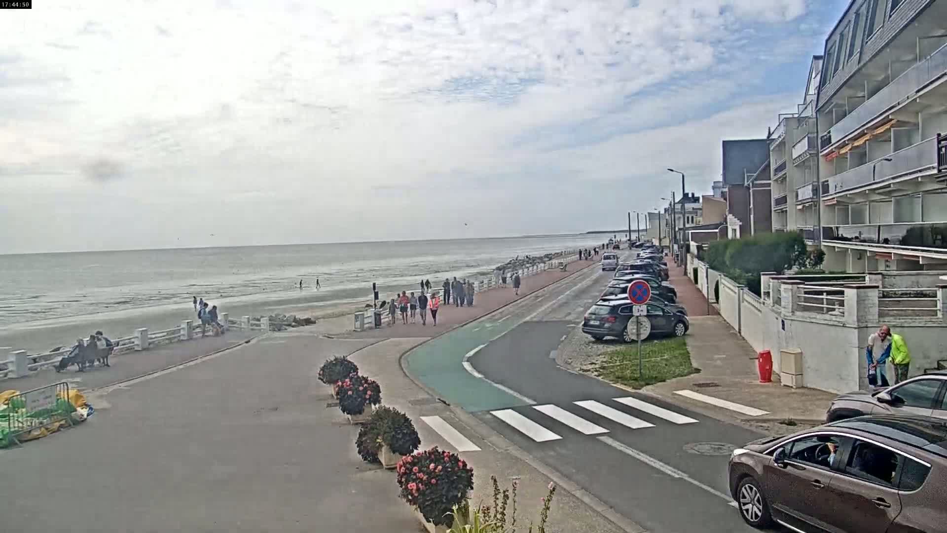 Plage Le Crotoy Beach Live Cam - Abbeville, Somme, Hauts-de-France, France