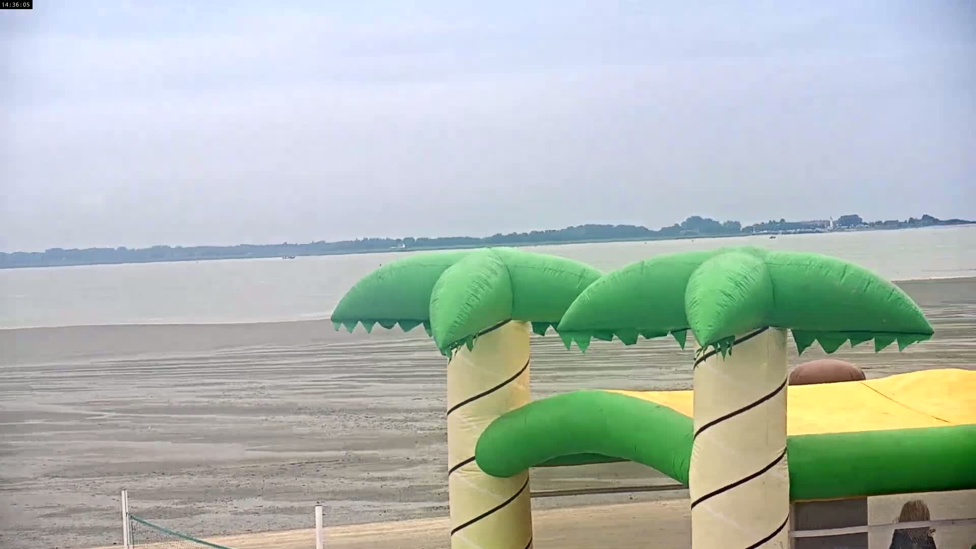 Plage Le Crotoy Beach Live Cam - Abbeville, Somme, Hauts-de-France, France