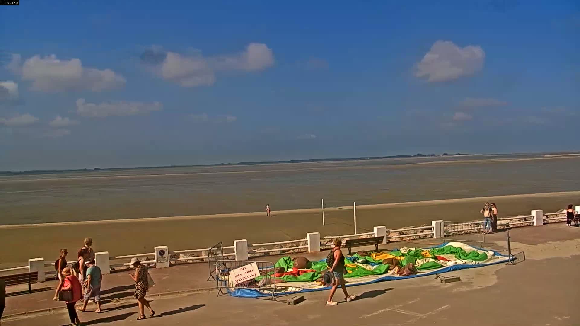 Plage Le Crotoy Beach Live Cam - Abbeville, Somme, Hauts-de-France, France