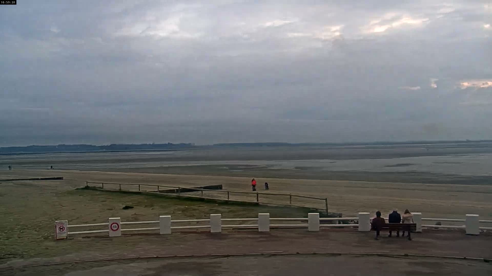 Plage Le Crotoy Beach Live Cam - Abbeville, Somme, Hauts-de-France, France