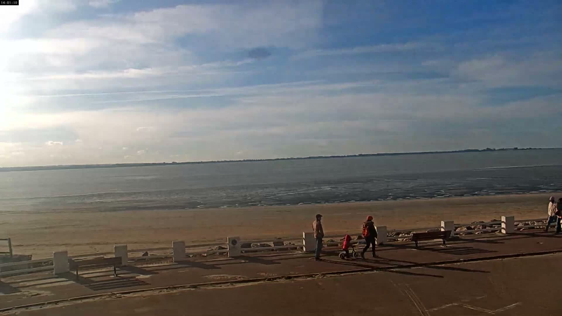 Plage Le Crotoy Beach Live Cam - Abbeville, Somme, Hauts-de-France, France