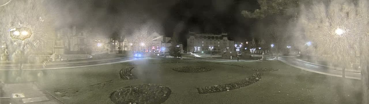 Cabourg , Statue Pavillon Charles Bertrand & City View Live Cam - Lisieux, Calvados, Normandie, France