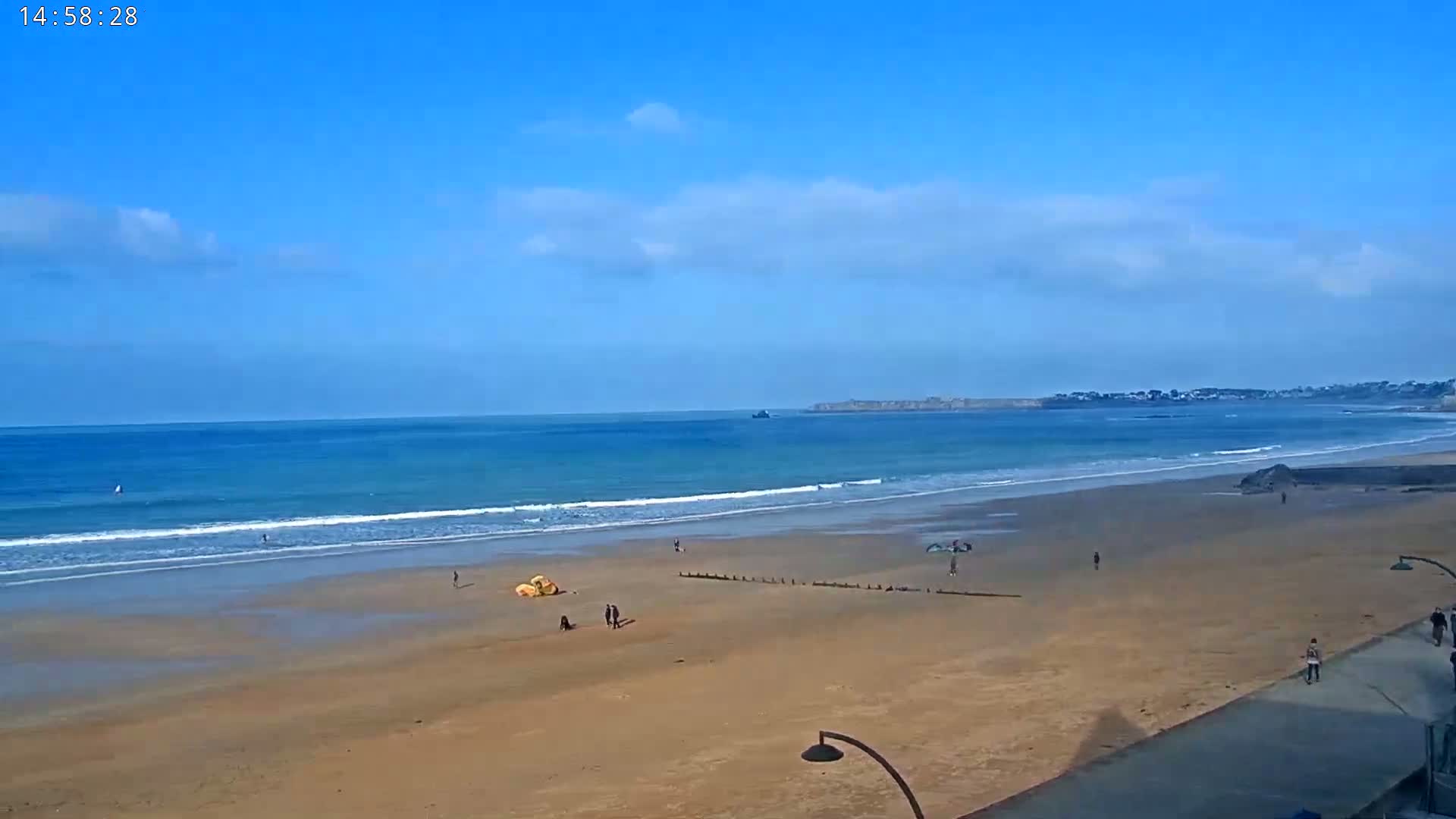 Saint-Malo - Plage de La Hoguette Beach Live Cam - Saint-Malo, Ille-et-Vilaine, Bretagne, France