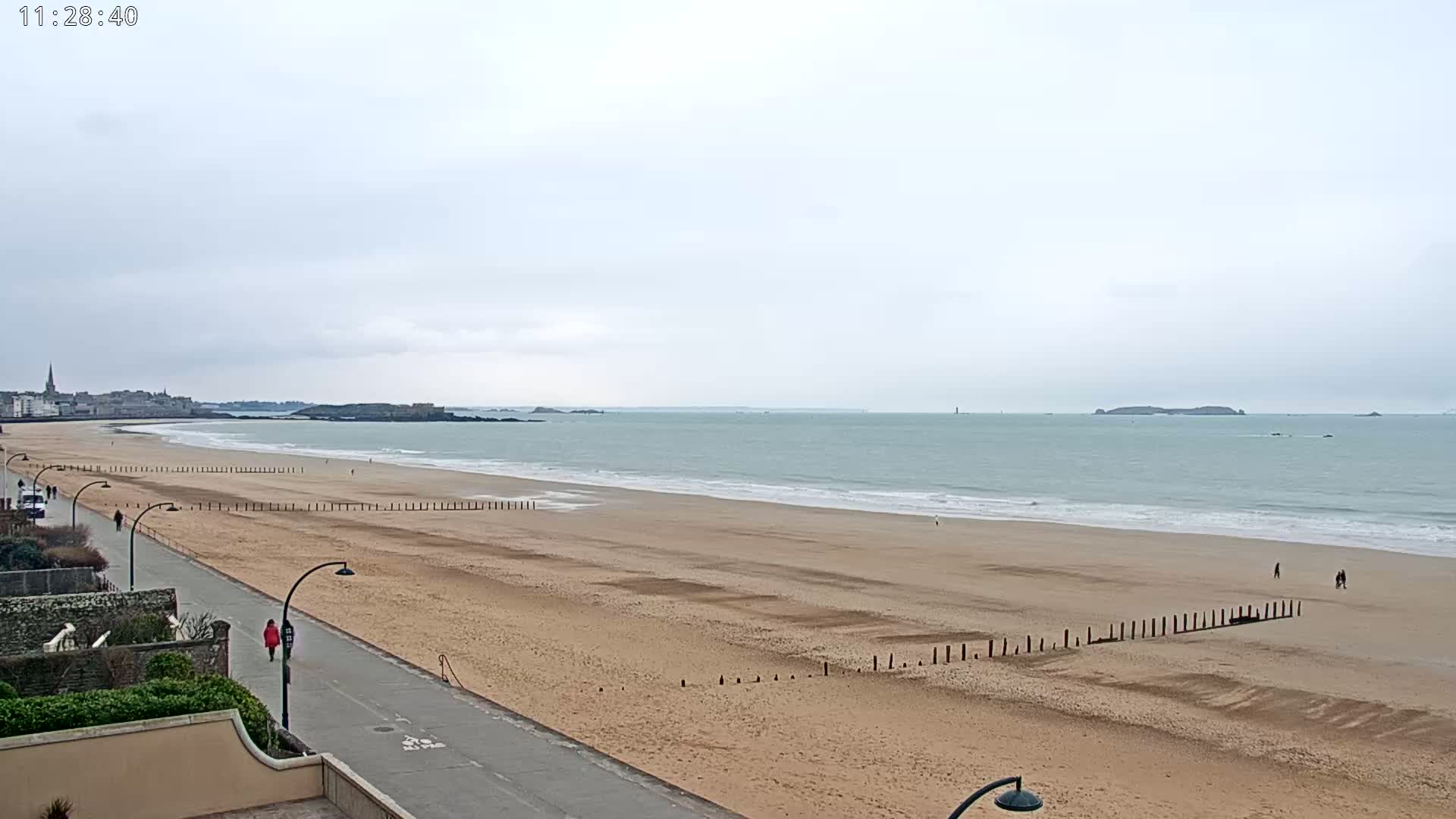 Saint-Malo - Plage de La Hoguette Beach Live Cam - Saint-Malo, Ille-et-Vilaine, Bretagne, France