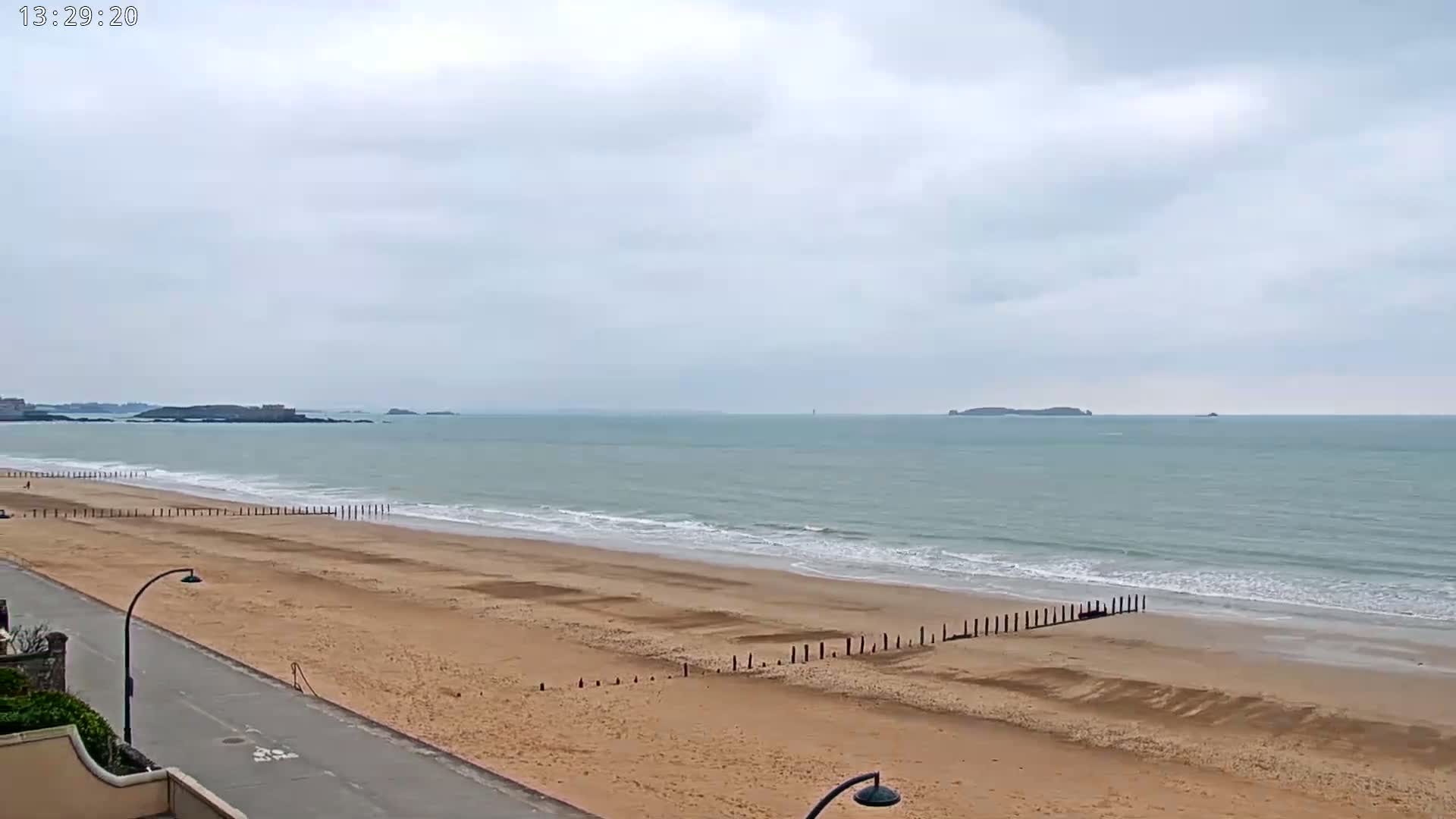 Saint-Malo - Plage de La Hoguette Beach Live Cam - Saint-Malo, Ille-et-Vilaine, Bretagne, France