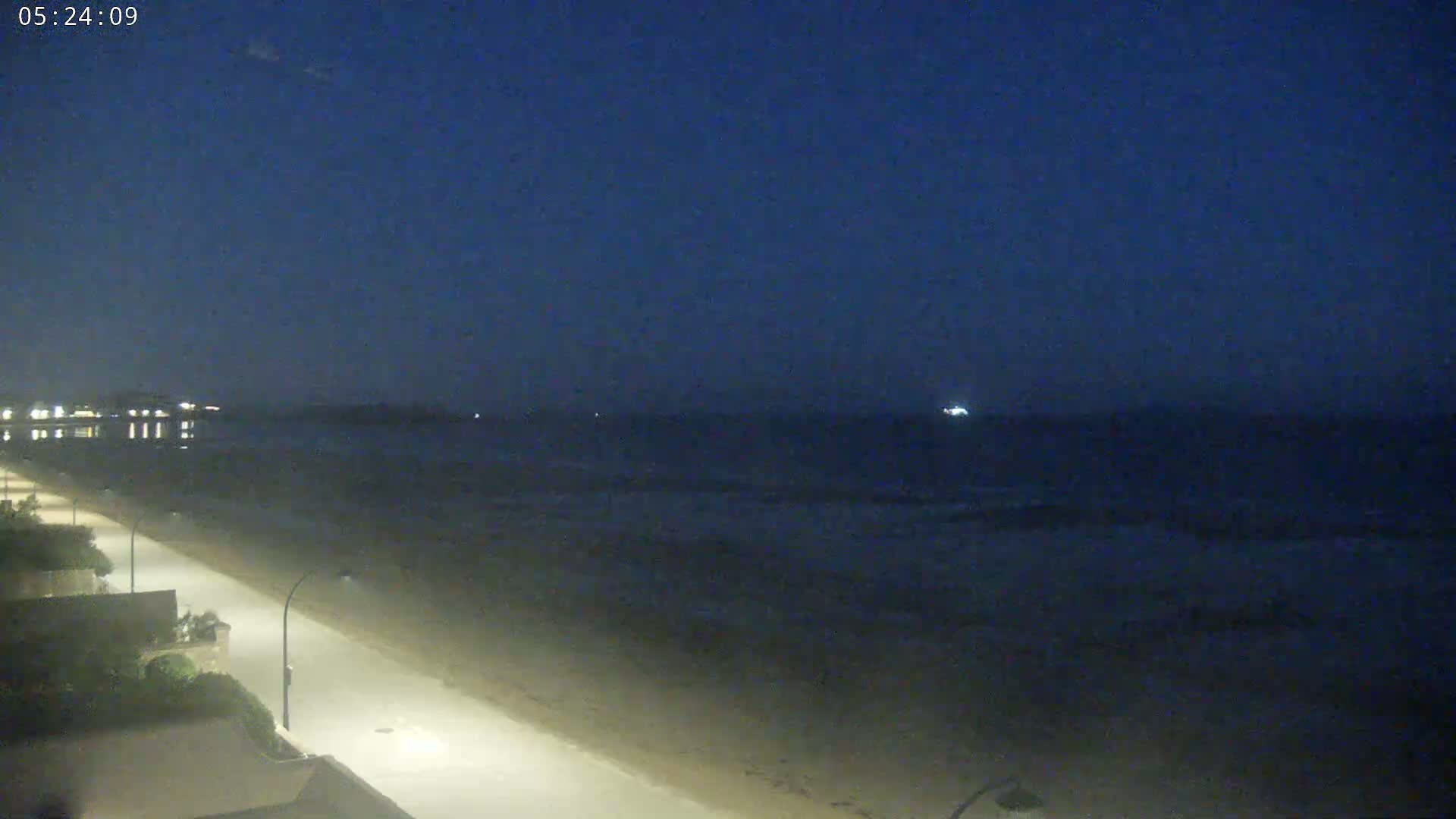 Saint-Malo - Plage de La Hoguette Beach Live Cam - Saint-Malo, Ille-et-Vilaine, Bretagne, France