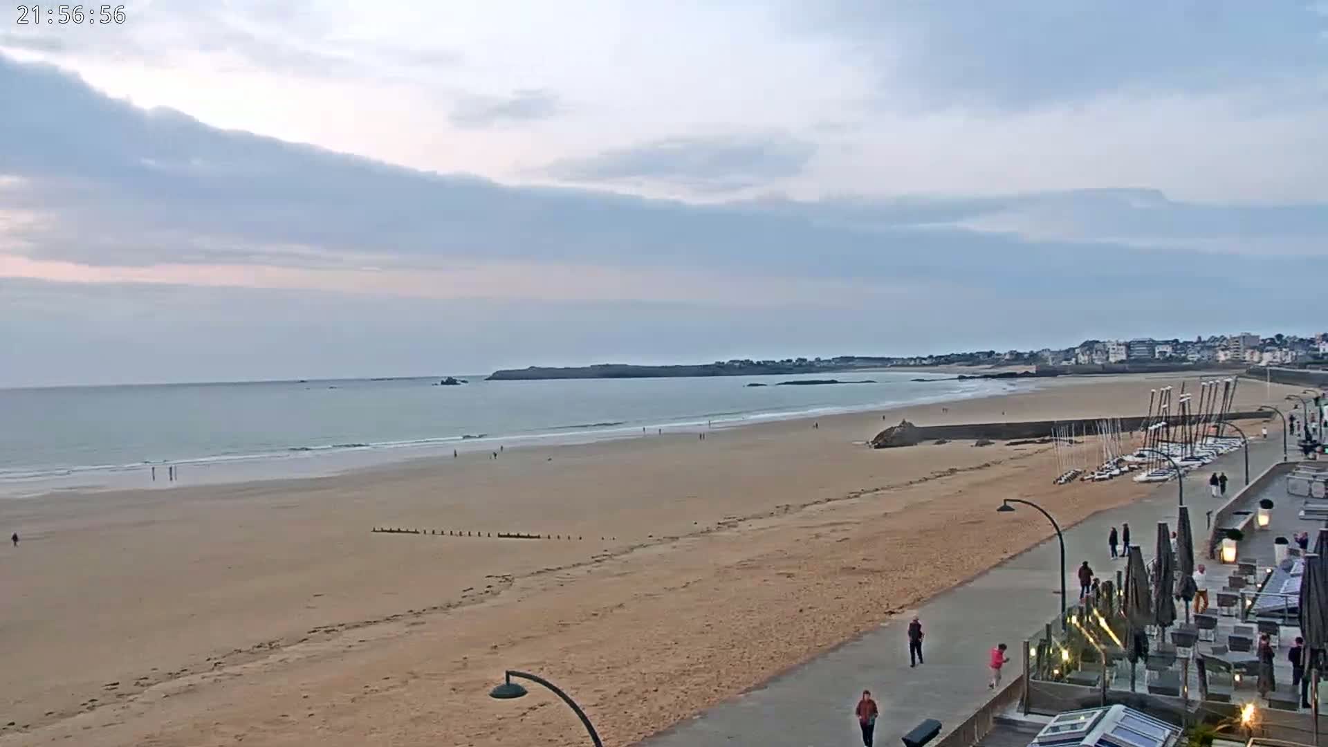 Saint-Malo - Plage de La Hoguette Beach Live Cam - Saint-Malo, Ille-et-Vilaine, Bretagne, France
