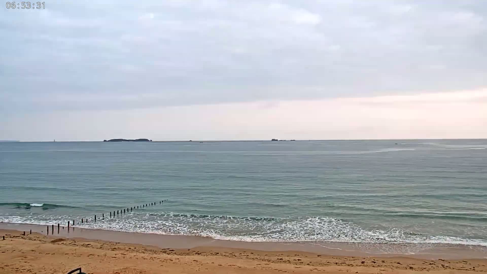 Saint-Malo - Plage de La Hoguette Beach Live Cam - Saint-Malo, Ille-et-Vilaine, Bretagne, France
