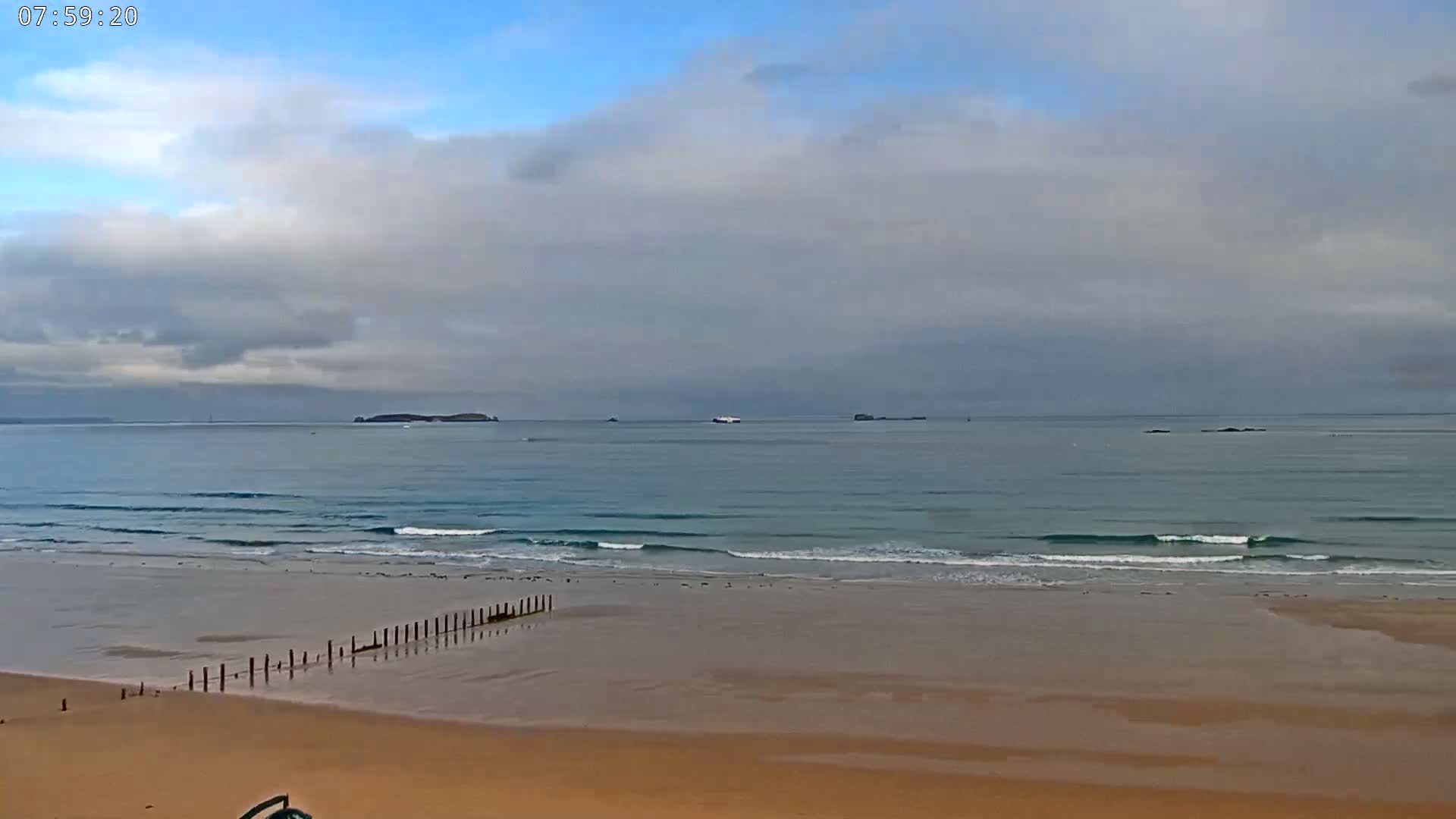 Saint-Malo - Plage de La Hoguette Beach Live Cam - Saint-Malo, Ille-et-Vilaine, Bretagne, France