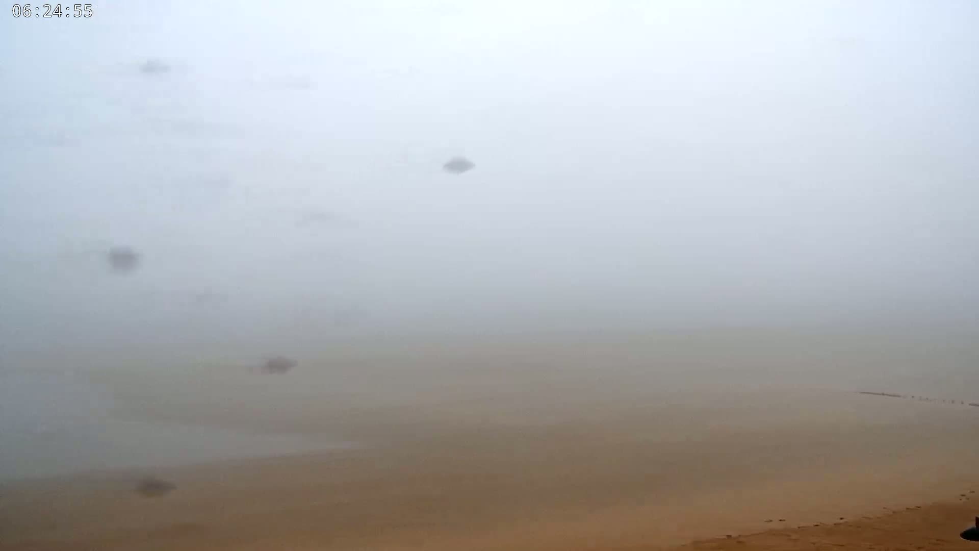 Saint-Malo - Plage de La Hoguette Beach Live Cam - Saint-Malo, Ille-et-Vilaine, Bretagne, France