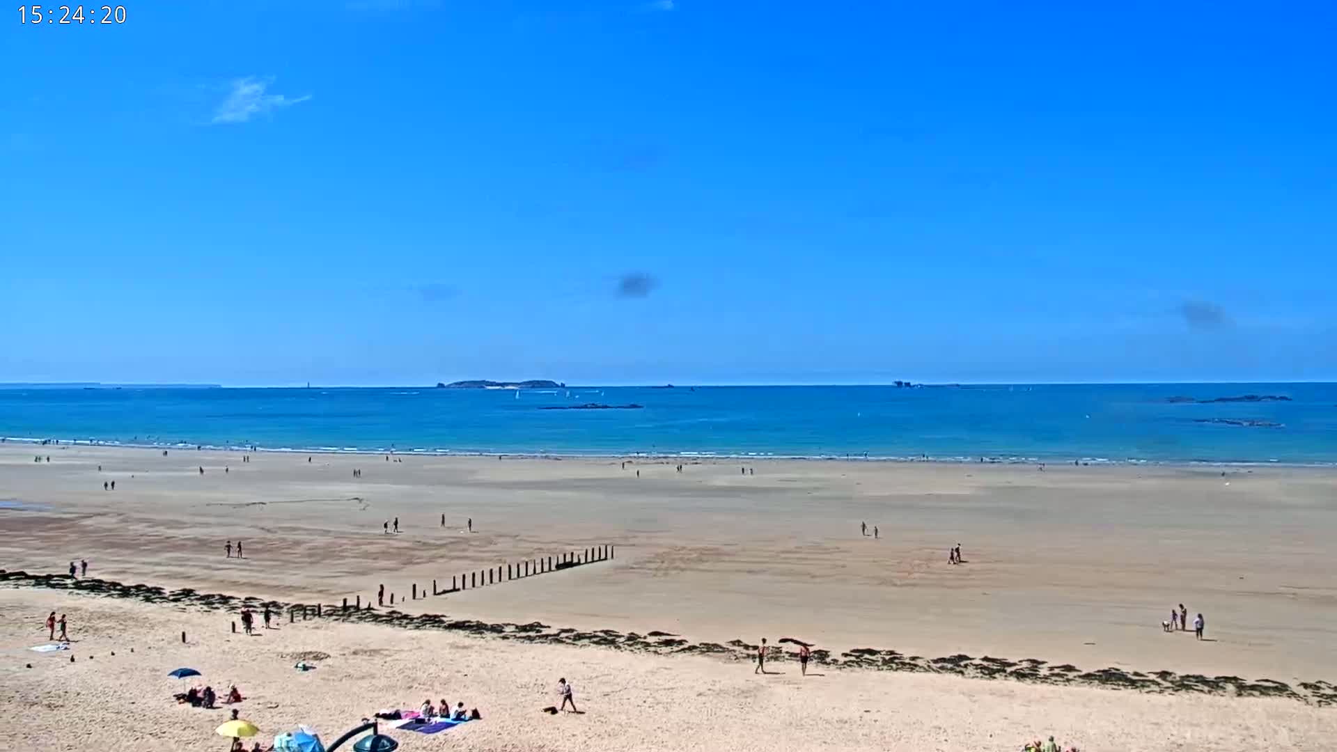 Saint-Malo - Plage de La Hoguette Beach Live Cam - Saint-Malo, Ille-et-Vilaine, Bretagne, France