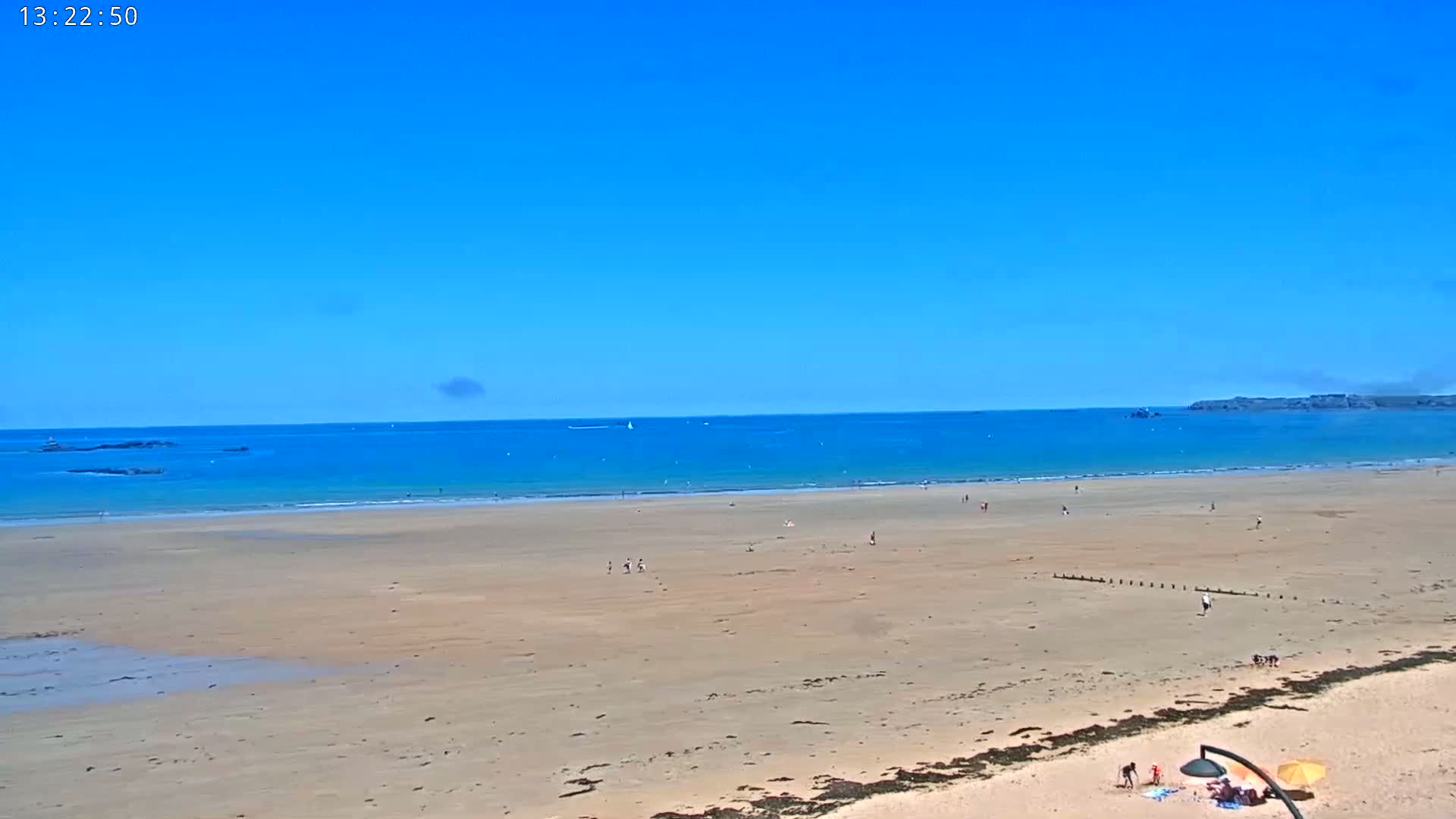 Saint-Malo - Plage de La Hoguette Beach Live Cam - Saint-Malo, Ille-et-Vilaine, Bretagne, France