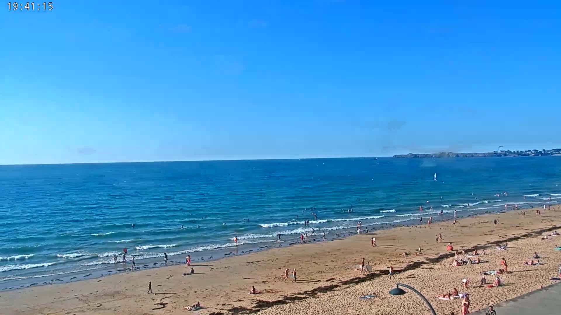 Saint-Malo - Plage de La Hoguette Beach Live Cam - Saint-Malo, Ille-et-Vilaine, Bretagne, France