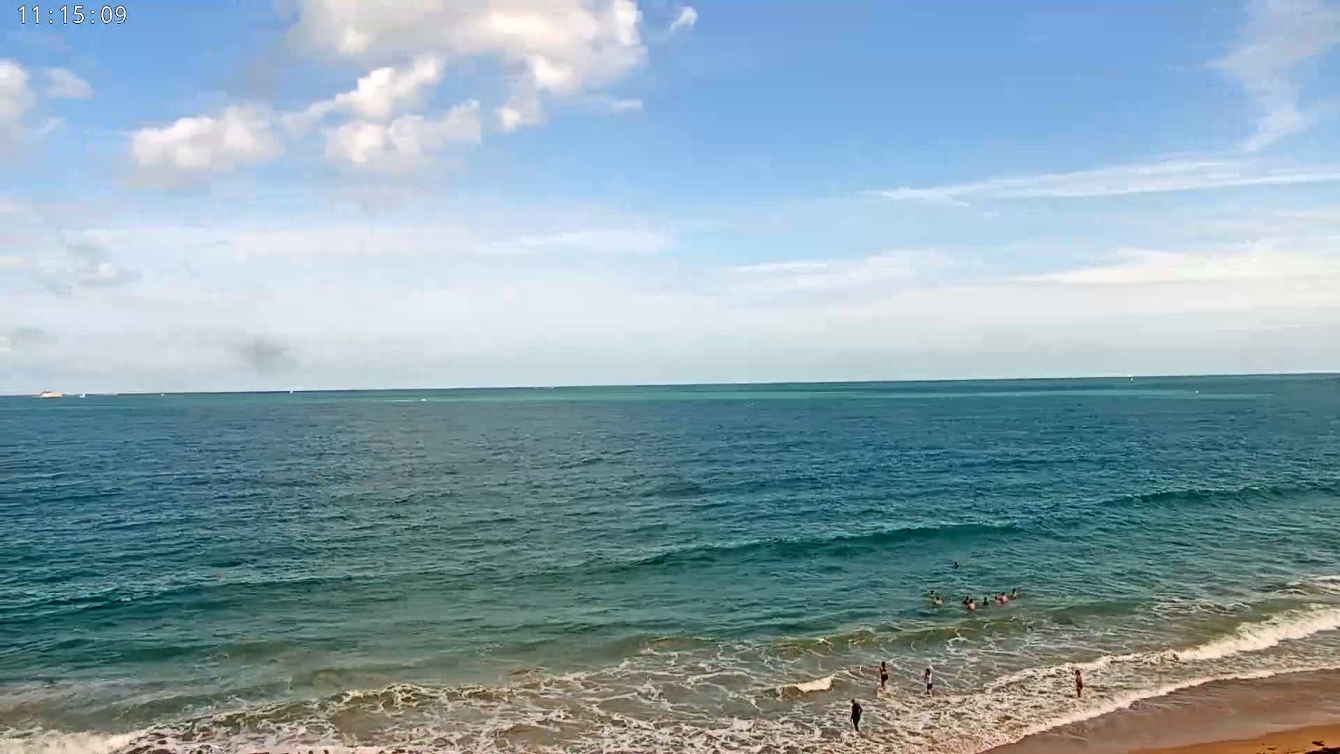 Saint-Malo - Plage de La Hoguette Beach Live Cam - Saint-Malo, Ille-et-Vilaine, Bretagne, France