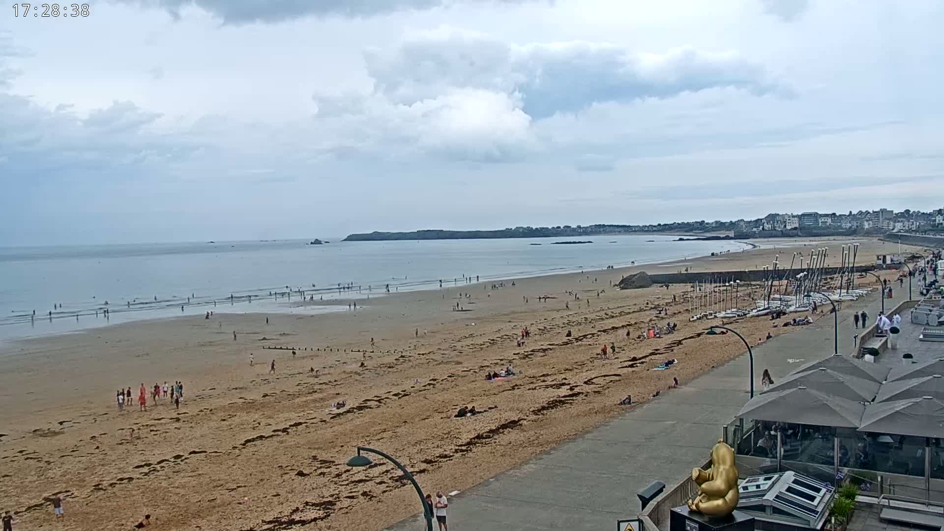 Saint-Malo - Plage de La Hoguette Beach Live Cam - Saint-Malo, Ille-et-Vilaine, Bretagne, France