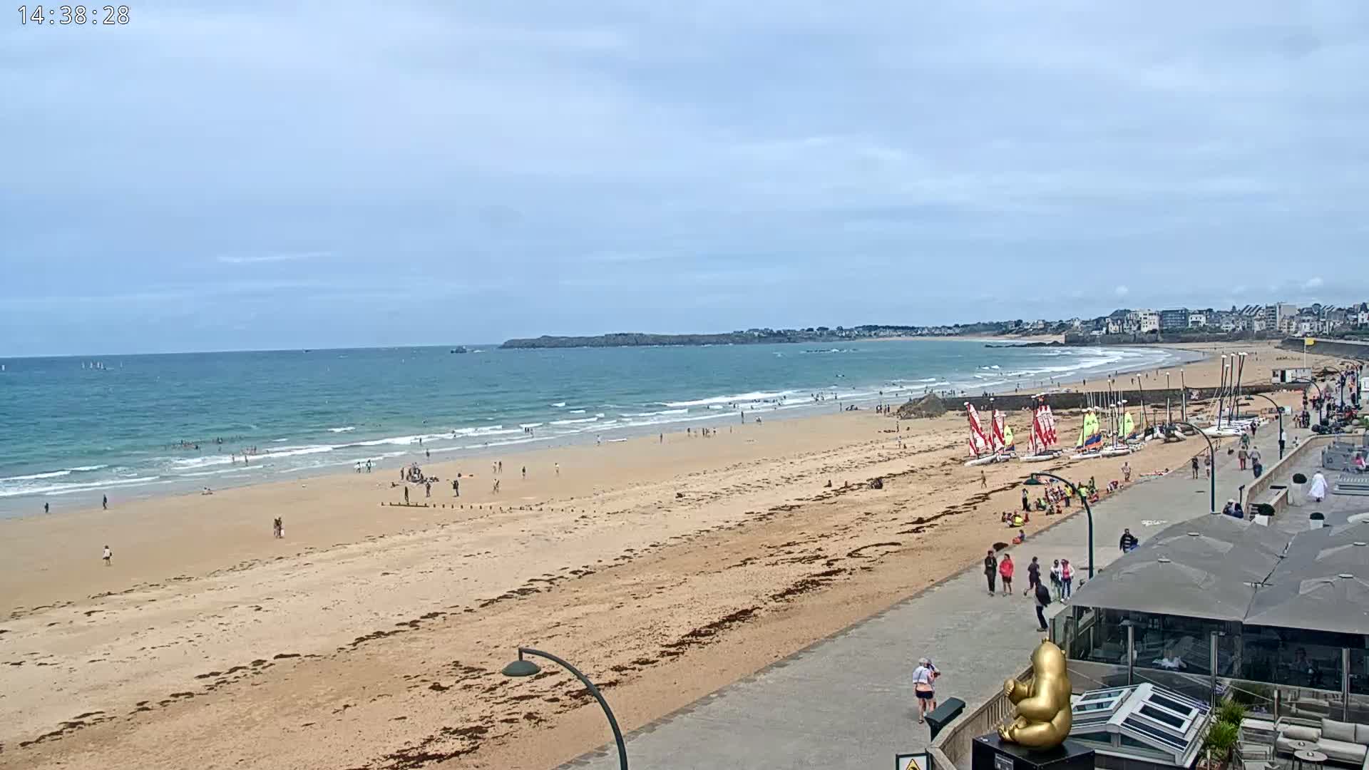 Saint-Malo - Plage de La Hoguette Beach Live Cam - Saint-Malo, Ille-et-Vilaine, Bretagne, France