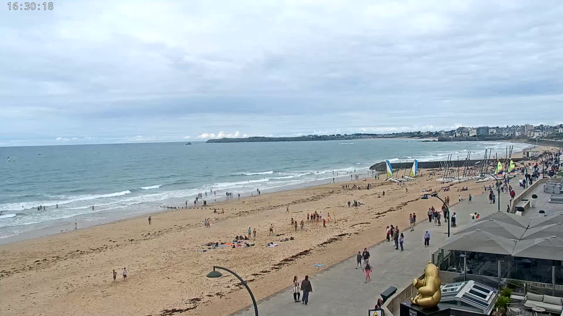 Saint-Malo - Plage de La Hoguette Beach Live Cam - Saint-Malo, Ille-et-Vilaine, Bretagne, France